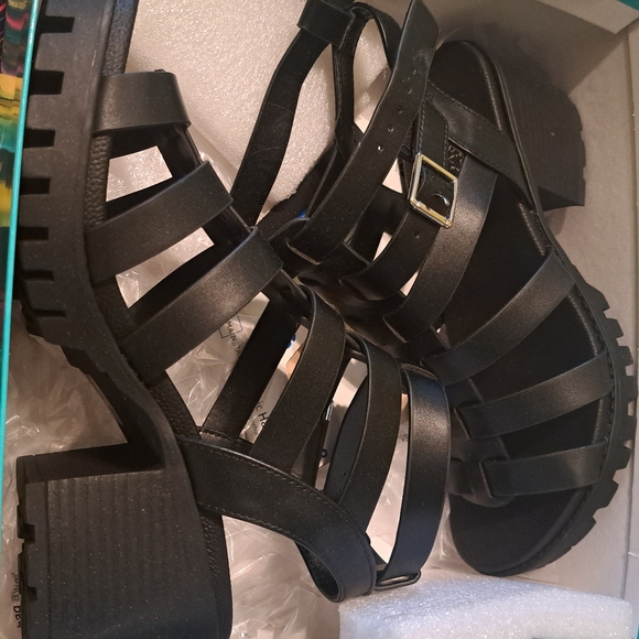 Ynot heels - Picture 4 of 4